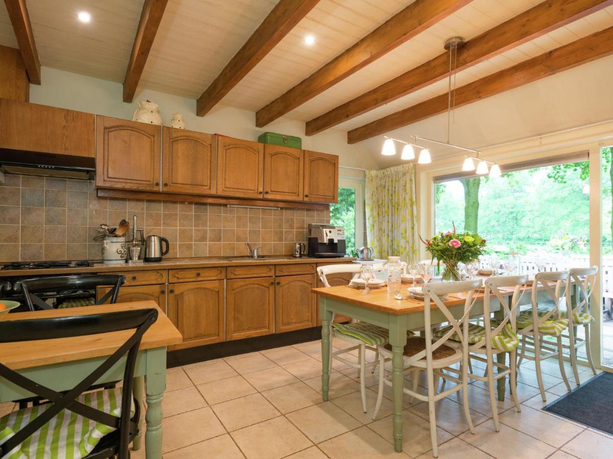 Quietly Located Farmhouse With Sauna And Hot Tub Balkbrug 외부 사진